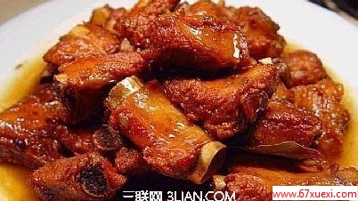 红酒烧排骨的家常做法 www.67xuexi.com