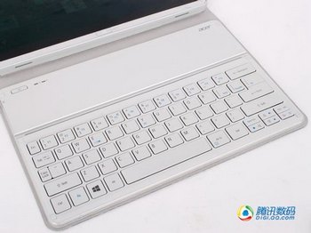 곞Aspire P3α 