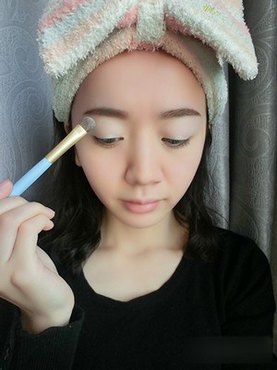 眼影化妆