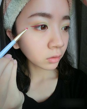 眼线化妆