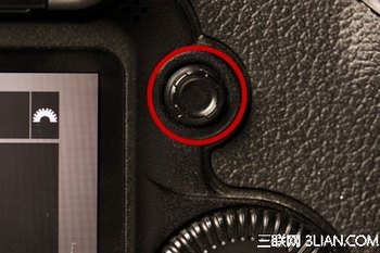 EOS 5D Mark IIʵʱʾʱķŴʾ www.67xuexi.com